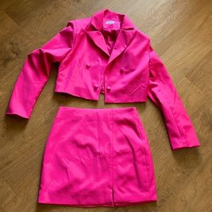 BRAND NEW!! NEVER WORN✨ HOT pink mini skirt and blazer set.💕
